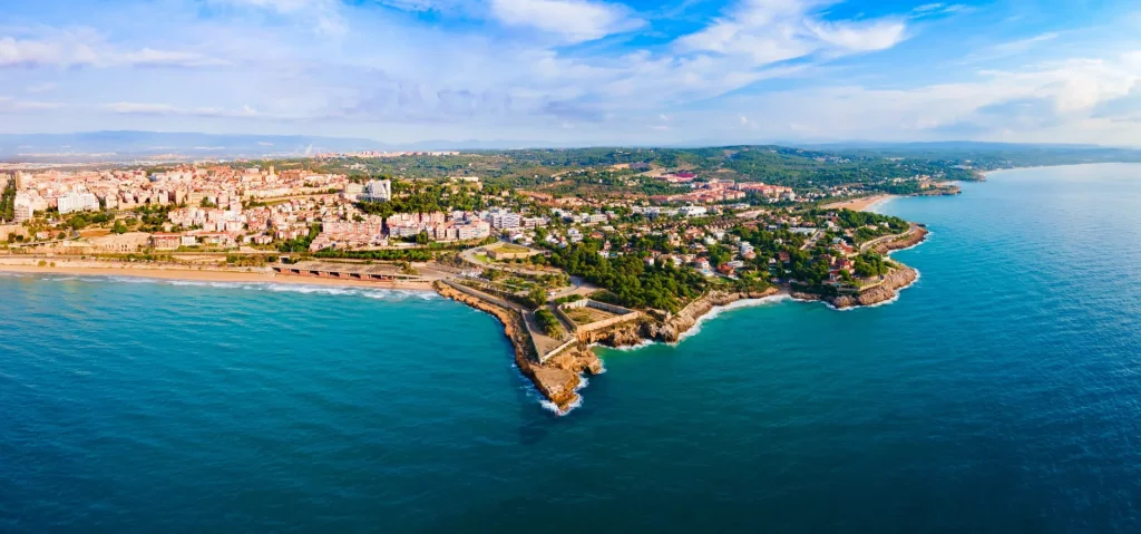 Les millors platges de la Costa Daurada — Hotel Akquaaa, Calafell