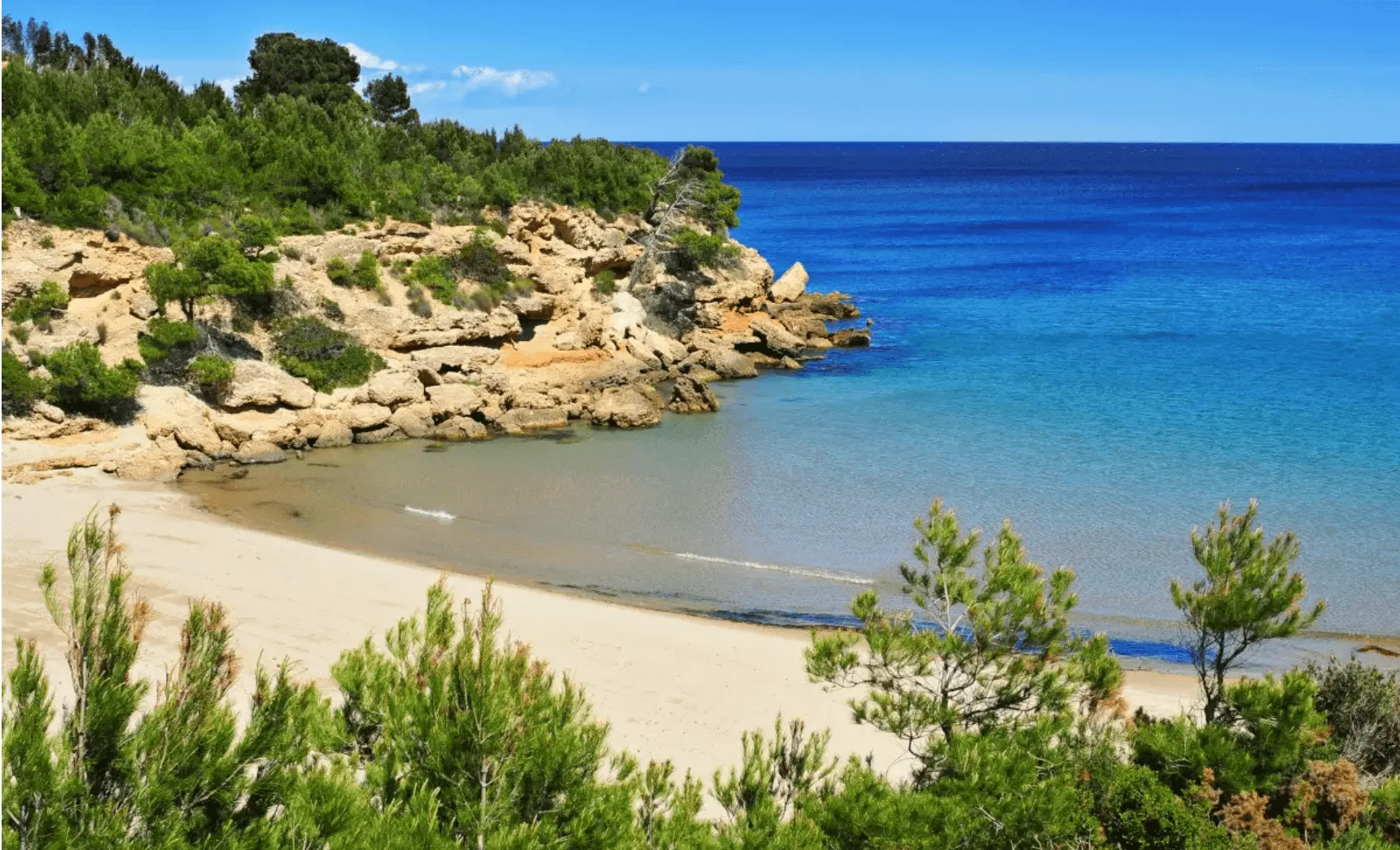 Les millors platges de la Costa Daurada — Hotel Akquaaa, Calafell