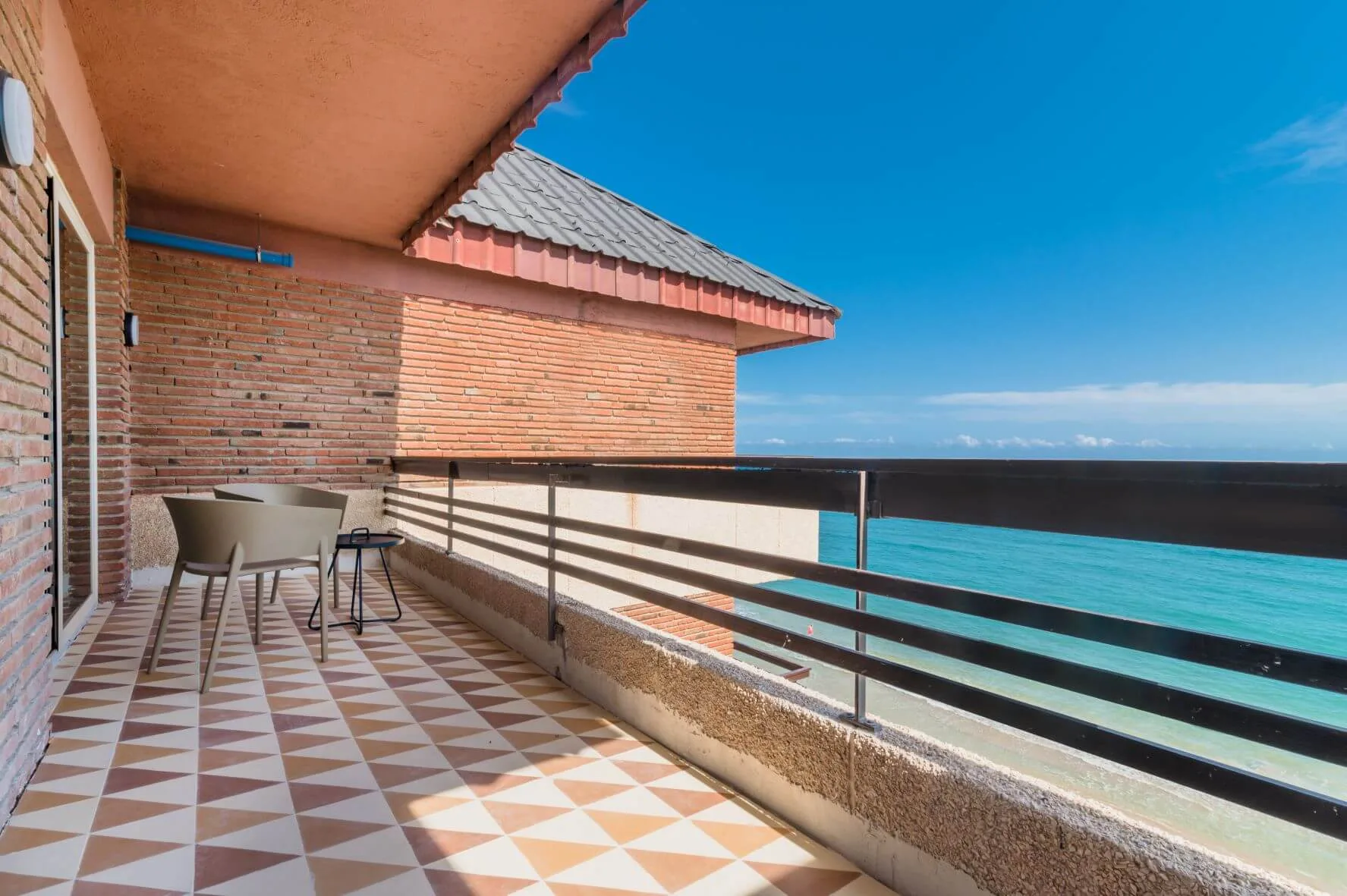 Best beaches in Tarragona — Hotel Akquaaa, Calafell
