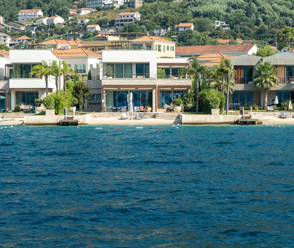 Sleeping by the sea: the experience that transforms any getaway — Hotel Akquaaa, Calafell